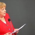 Merkel pasiryžusi atsisakyti jos remiamos kandidatūros į EK vadovo postą