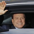 S. Berlusconi – dar daugiau nemalonumų