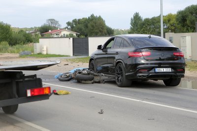 Avarija Kaune, žuvo motociklininkas