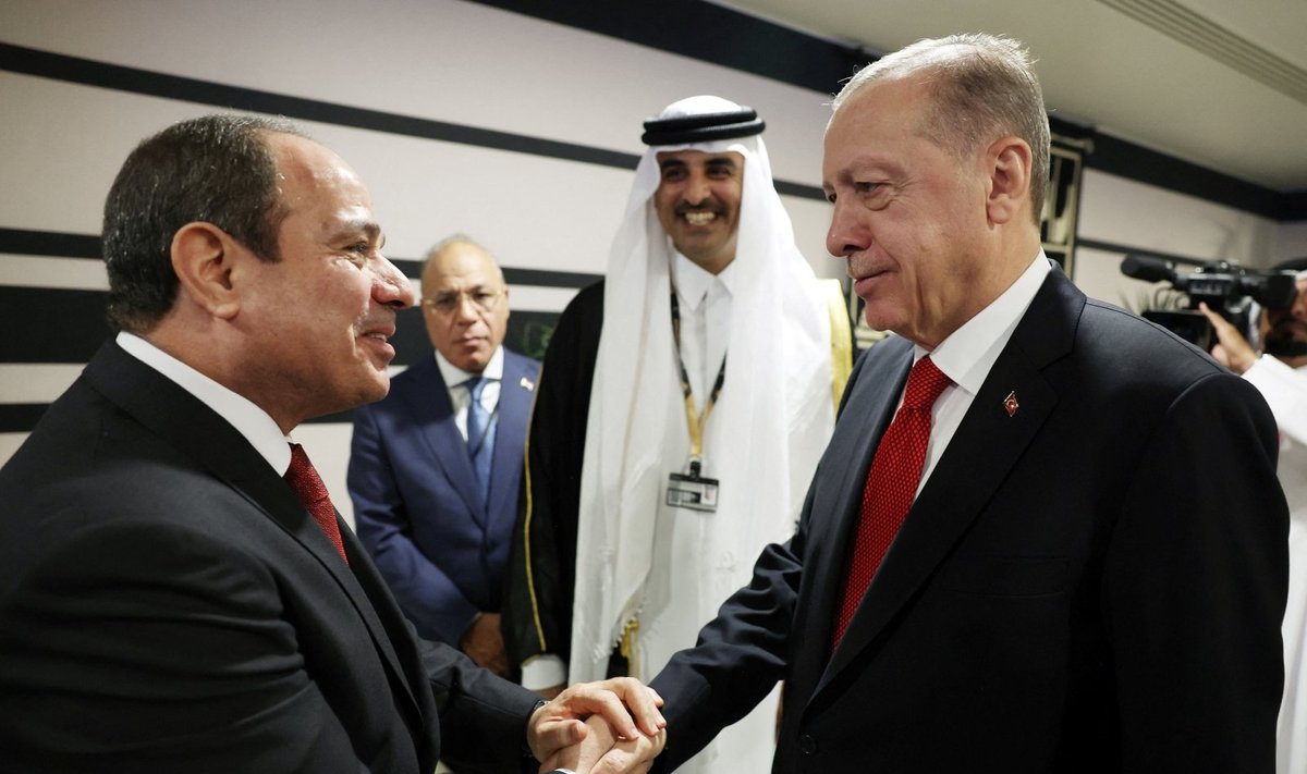 R. T. Erdoganas ir A. F. al Sisi pirmą kartą susitiko Katare