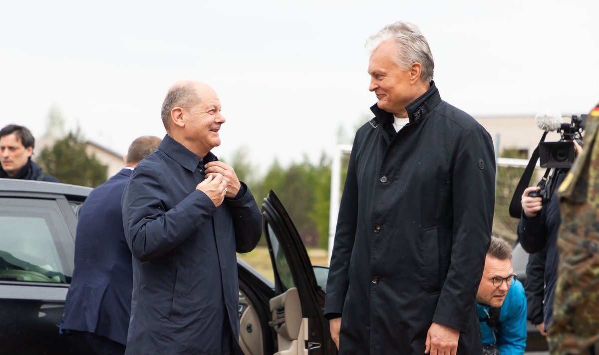 Prezidento Gitano Nausėdos ir Vokietijos kanclerio Olafo Scholzo apsilankymas Generolo Silvestro Žukausko poligone 