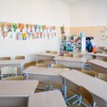 Kazlų Rūdos mokykloje – skandalas dėl direktorės: vaikai klasėje sėdi, o jų sąraše nėra