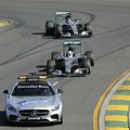 F-1 sezono startas: finišo liniją kirto vos 11 bolidų – dominavo „Mercedes“