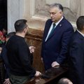 Zelenskis prasitarė, apie ką kalbėjosi su Orbanu: laukiu atsakymo
