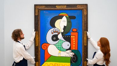 Картина Пикассо "Женщина с часами" продана за 139 миллионов долларов