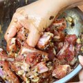 Ar galima likusią nesuvartotą marinuotą mėsą užšaldyti?