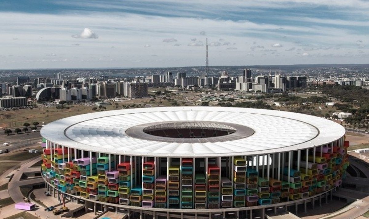 Vizualizacija, kaip galėtų gyvenamiesiems butams būti pritaikytas nacionalinis (Estadio Nacional) stadionas. Castro Mello vizualizacija ( 1week1project.org)