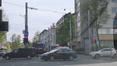 Vilniuje dėl užsiliepsnojusio aliejaus kilo gaisras: bute buvęs 14-metis išsigelbėjo pabėgdamas pas kaimynus
