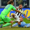 „Coppa Italia“ pusfinalyje „Juventus“ klubas išleido pergalę prieš „Lazio“ ekipą