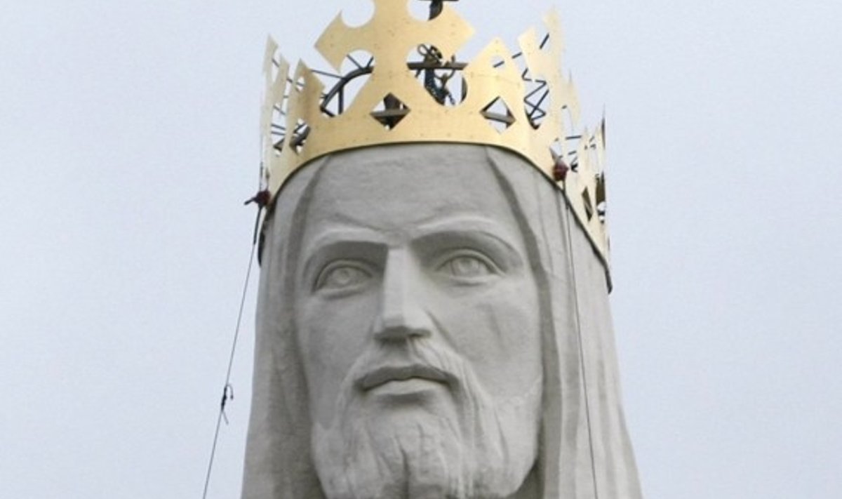 Lenkijoje statoma didžiausia  pasaulyje Kristaus statula