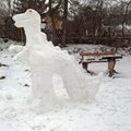 Vilniaus kieme – sniego skulptūros, vertos asmenukių