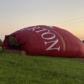 Incidentas Vilniaus rajone: 22 žmones skraidinęs oro balionas pakibo ant elektros laidų