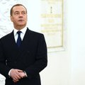 Medvedevas: jau netrukus turėsime „visą dronų paletę“