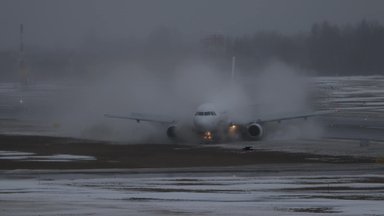 Расследование по факту съезда самолета в Вильнюсском аэропорту может продлиться год