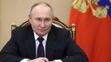 Putinas pasirašė dekretą, leidžiantį konfiskuoti JAV turtą