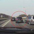 Įsiutino „Volkswagen Golf“ vairuotojo manevrai: liudininkas žada visko ramiai nepalikti