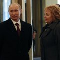 Sensacingas dokumentinis filmas: V. Putinas mušė savo žmoną ir pasidarė plastinę operaciją