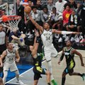 Giannis permetė pusšimtį taškų, bet lemiamu metu klydo, o „Bucks“ pralaimėjo