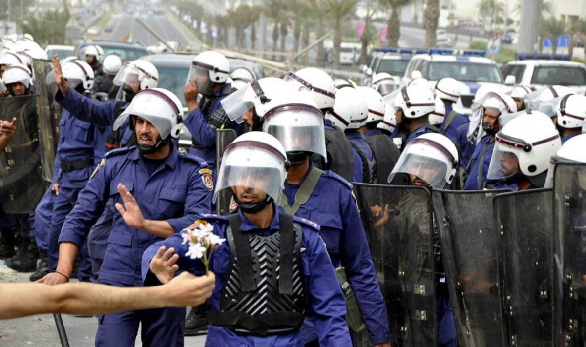 Bahreino policija išvaikė sukilimo metinių protestą