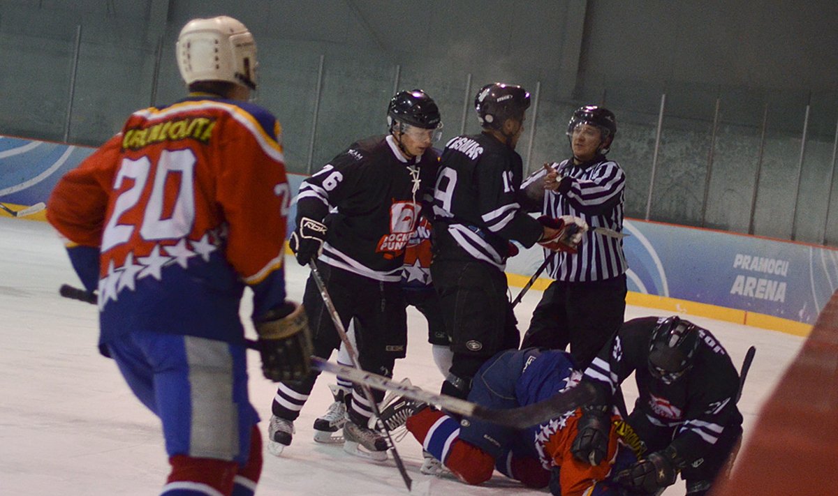 NLRL rungtynės: Vilniaus „Hockey punks“ - Vilniaus „Lokiai“