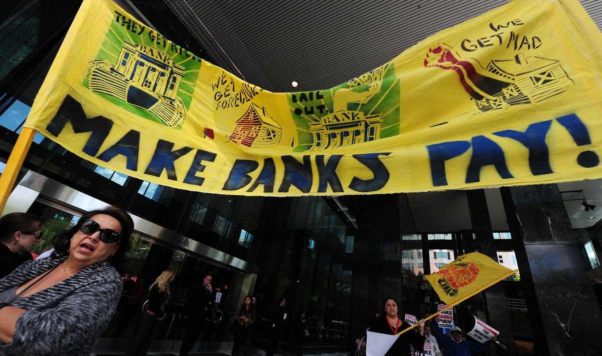Amerikiečiai protestuoja prieš bankus