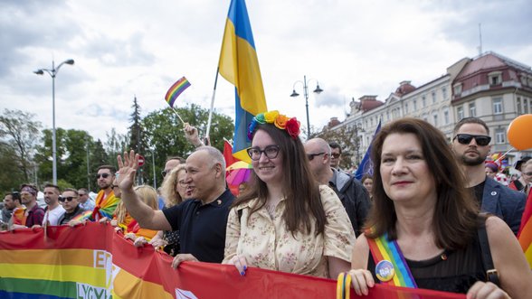 Seimas is expected to consider draft law on civil partnership in October