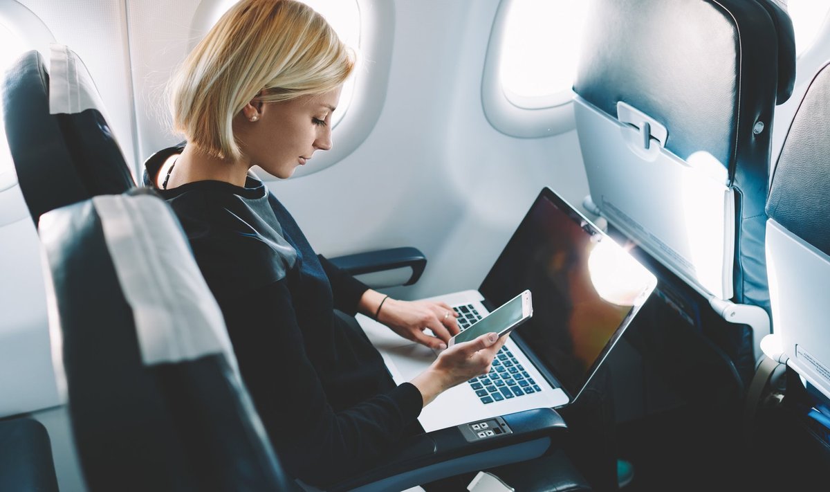 Kodėl internetas lėktuve vis dar retenybė