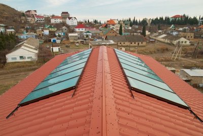 Užsidėti saulės baterijas ant stogo, ko gero, svajoja dažnas lietuvaitis