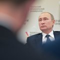 Putinas žada stengtis atkurti ryšius su Kijevu