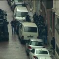 Nufilmuota: Stambule ginkluotos moterys užpuolė specialiojo būrio policininkus