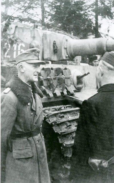 XXVIII korpuso vadas generolas Hansas Gollnickas. Nuotrauka iš Volker Ruff knygos "Der Tiger".