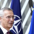 NATO vadovas viršūnių susitikimo išvakarėse šaukia švedų ir turkų lyderių derybas