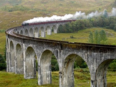 Geležinkelio viadukas Škotijoje