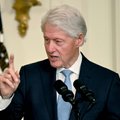 Buvęs JAV prezidentas Clintonas apgailestauja, kad įtikino Ukrainą atsisakyti branduolinių ginklų