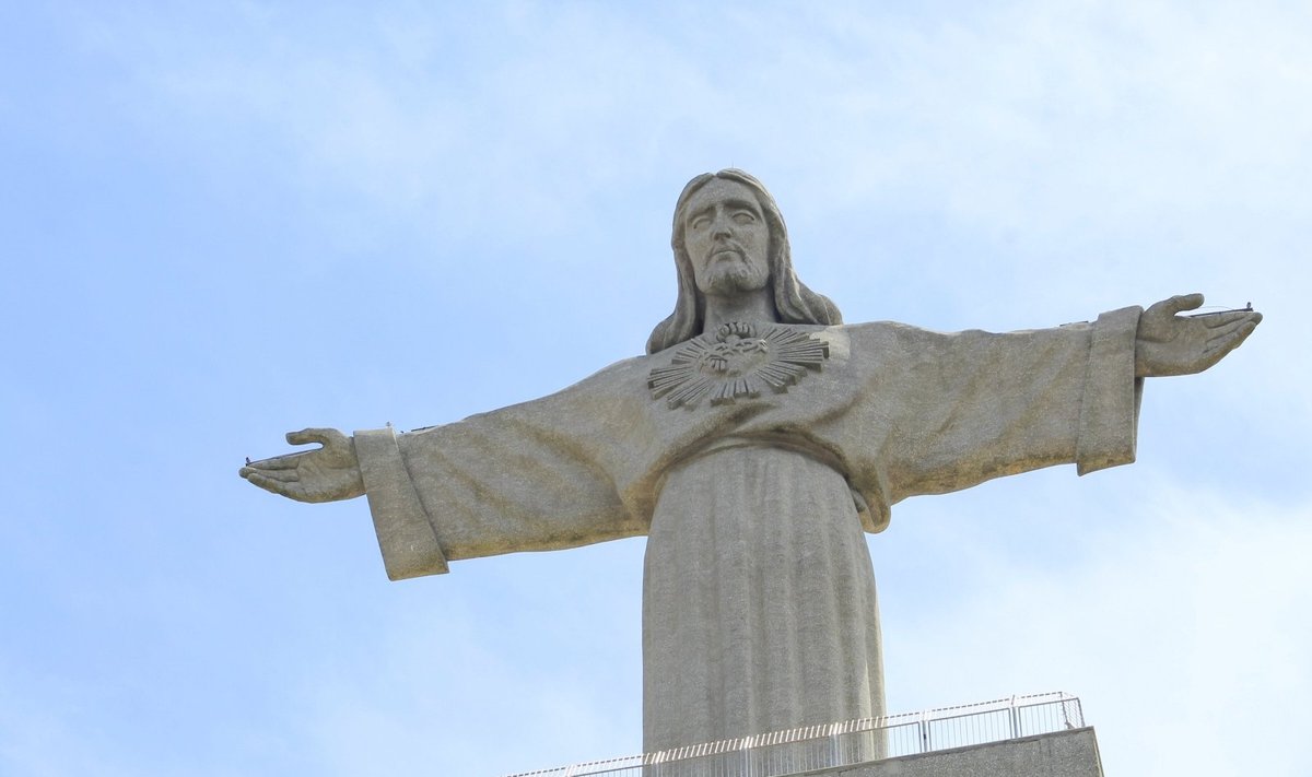 Kristaus statula