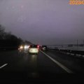 Kelias A1 Vilnius - Kaunas apledėjęs, pranešama apie masines avarijas