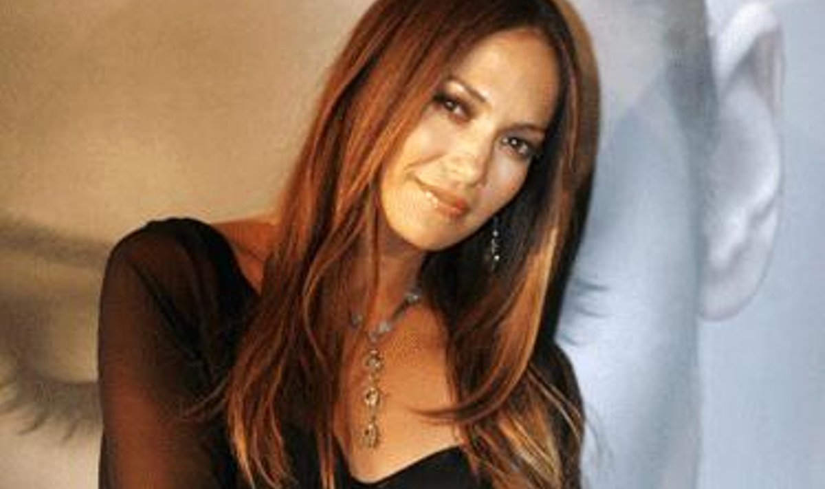Dainininkė ir aktorė Jennifer Lopez Barselonoje pristato CD "Como ama una mujer" 