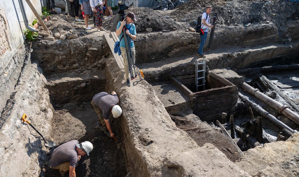 Vilniuje, buvusios areštinės pastato teritorijoje, vykdant archeologinius tyrinėjimus buvo aptikta vertingų radinių.