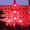 В Лукишкской тюрьме поставили ёлку, а двор - будто из фильма ужасов. Что поразило гостей?