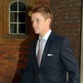Turtingiausias ir jauniausias britų aristokratas drąsiai stoja į kovą su pirmąja savo pasauline krize
