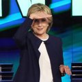 H. Clinton atrėmė varžovų puolimą per pirmuosius demokratų debatus