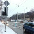 Dėl snygio sudėtingesnės eismo sąlygos susidarė šiaurės rytų, šiaurės ir vakarų Lietuvoje