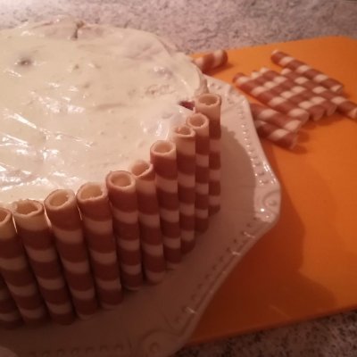 Tortas-braškė