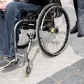 Neįgaliam vyrui palikti darbą siūlęs institutas pripažintas priekabiavęs dėl negalios