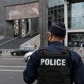 Išpuolis Paryžiaus nuovadoje: ginkluotas vyras nudūrė administratorę