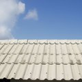 Planuojančius keisti asbestinius stogus kviečia prašyti paramos