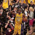 Išskirtinė pagarba: „Lakers“ į arenos palubes iškels net dvejus K. Bryanto marškinėlius