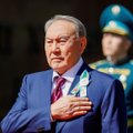Kazachstano eksprezidentas Nazarbajevas pasveiko nuo COVID-19