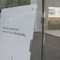 „Apple“ JAV trumpam uždarė visas parduotuves ir pagerbė S.Jobsą