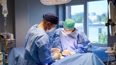Aukštas chirurgų kompetencijos ir profesionalumo įvertinimas – Lietuvoje išbandomi pažangiausi nutukimo chirurginių operacijų instrumentai